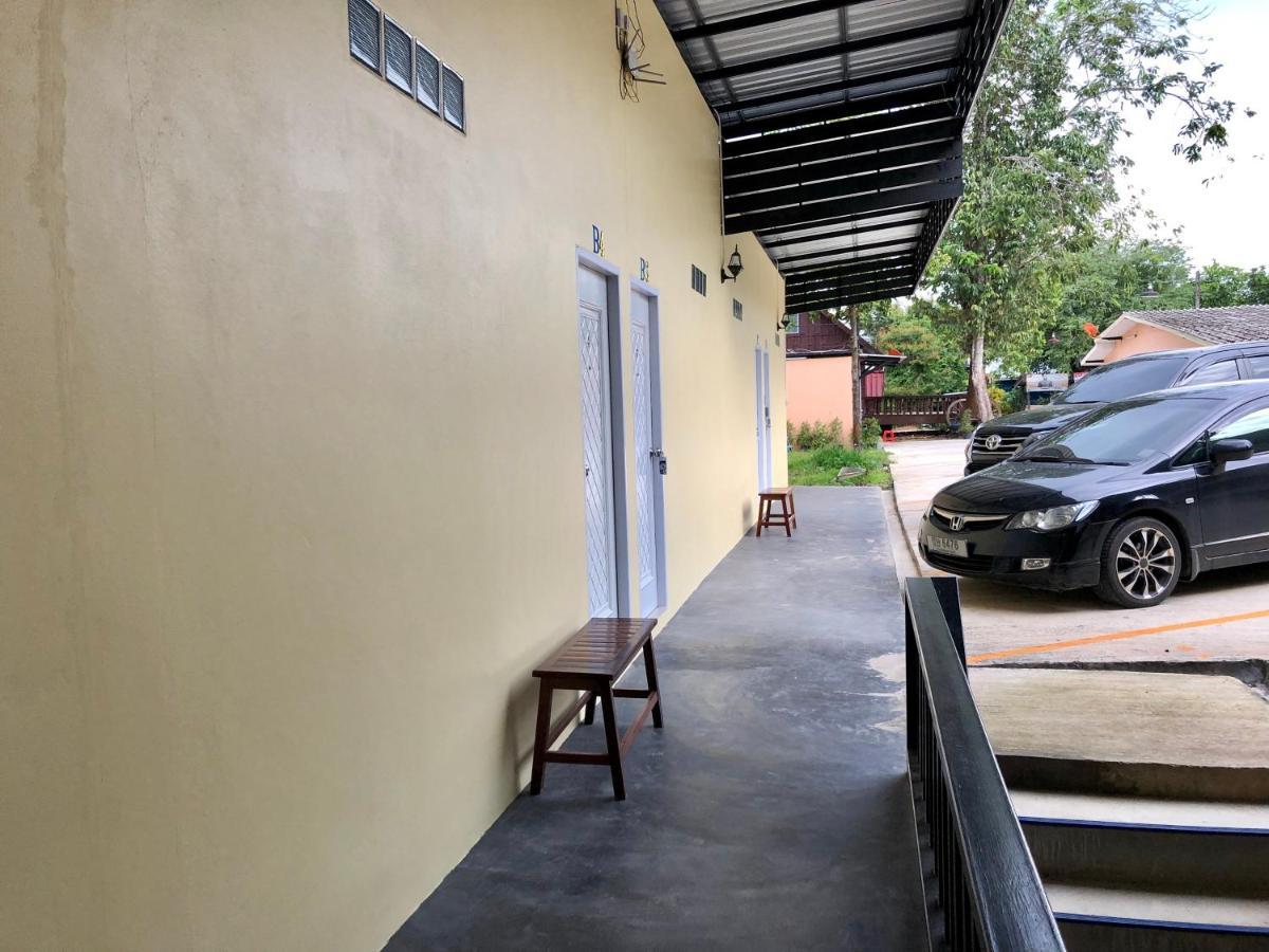Chillchillsangkhlaburi โรงแรมชิลชิลสังขละบุรี Екстериор снимка